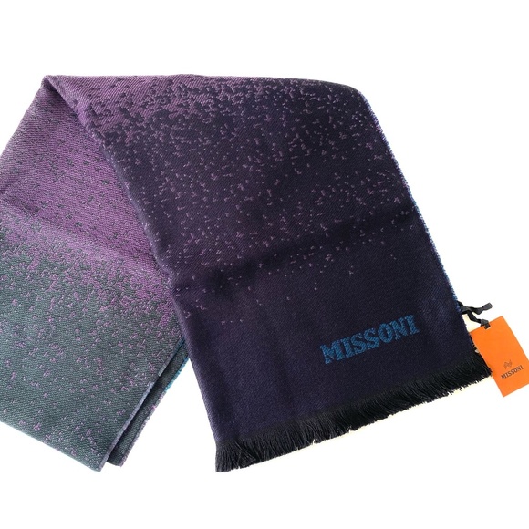 MISSONI Scarf Fringed in Purple/Gray/Blue Zig Zag Design -  MSRP $550 - BNWT - Picture 1 of 4